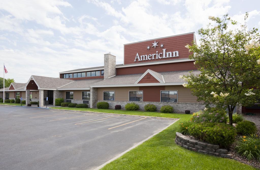 Americinn By Wyndham Fergus Falls Conference Center Extérieur photo