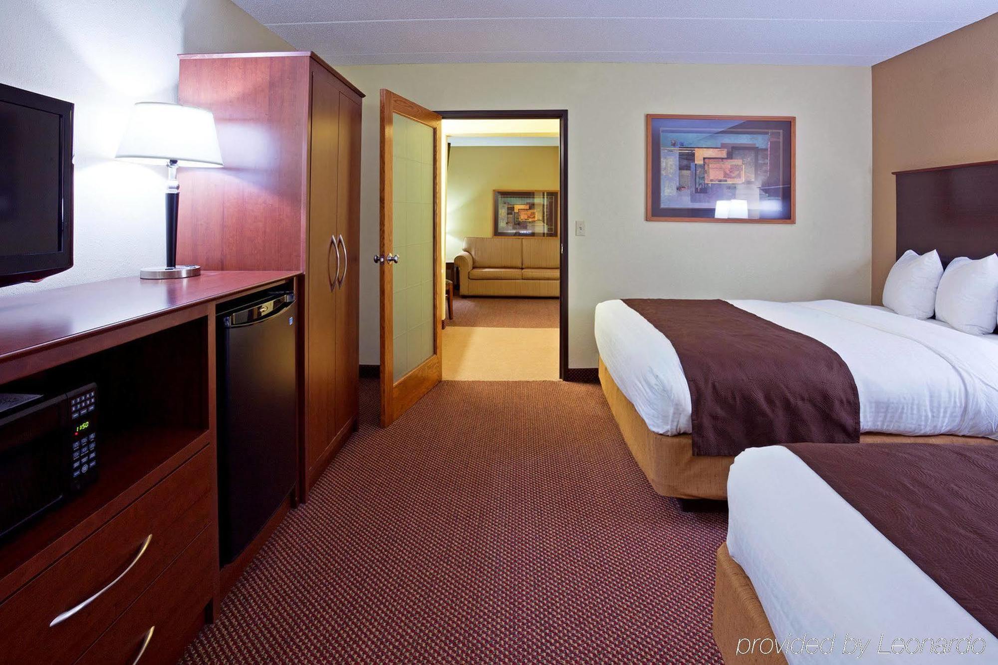 Americinn By Wyndham Fergus Falls Conference Center Extérieur photo